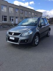 Продам Suzuki SX4 2010